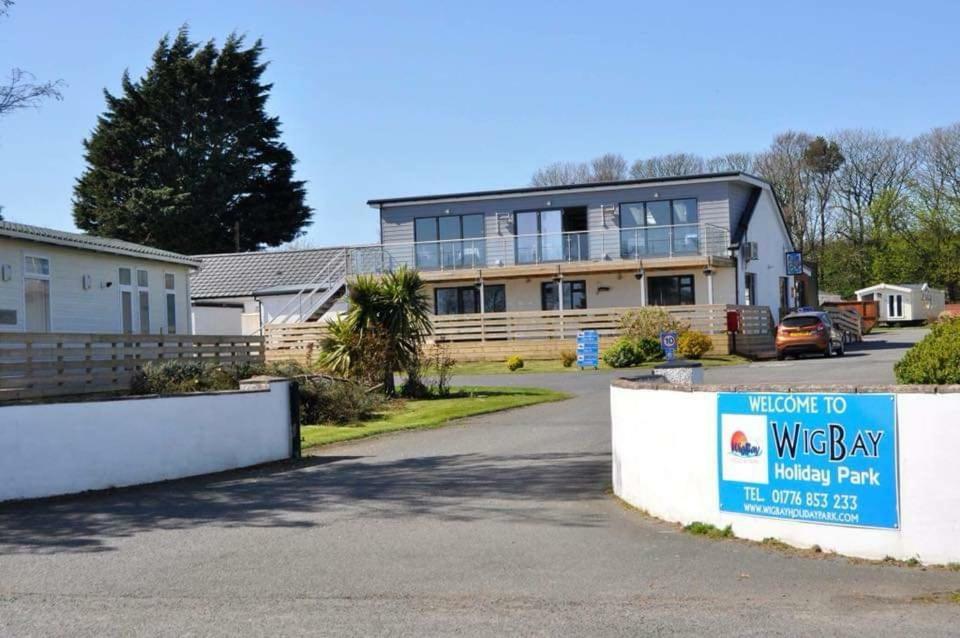 Oor Wee Hoose Hotel Leswalt Kültér fotó